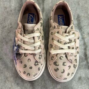Keds-Jump-Kick Leopard Print Canvas Sneakers Size9M